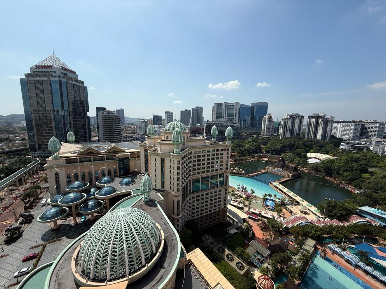 Raintree Home Resort Suites At Bander Sunway Pyramid Hotel Tower Petaling Jaya Exterior photo